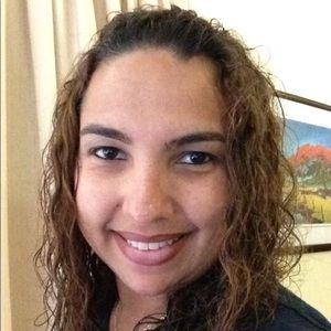 Meet your Posher, Awilda